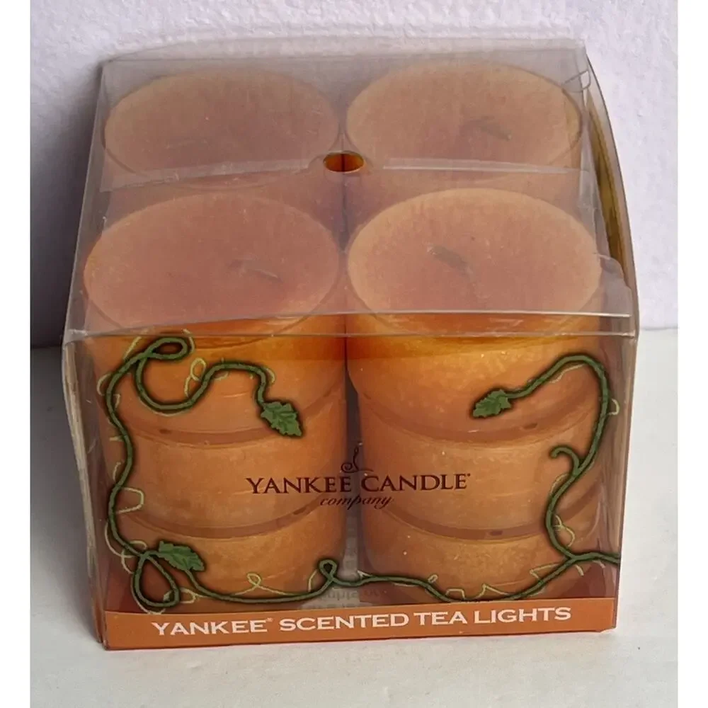 Yankee Candle Trick or Treat 12 Scented Tea Lights Halloween Pumpkin Vintage NOS